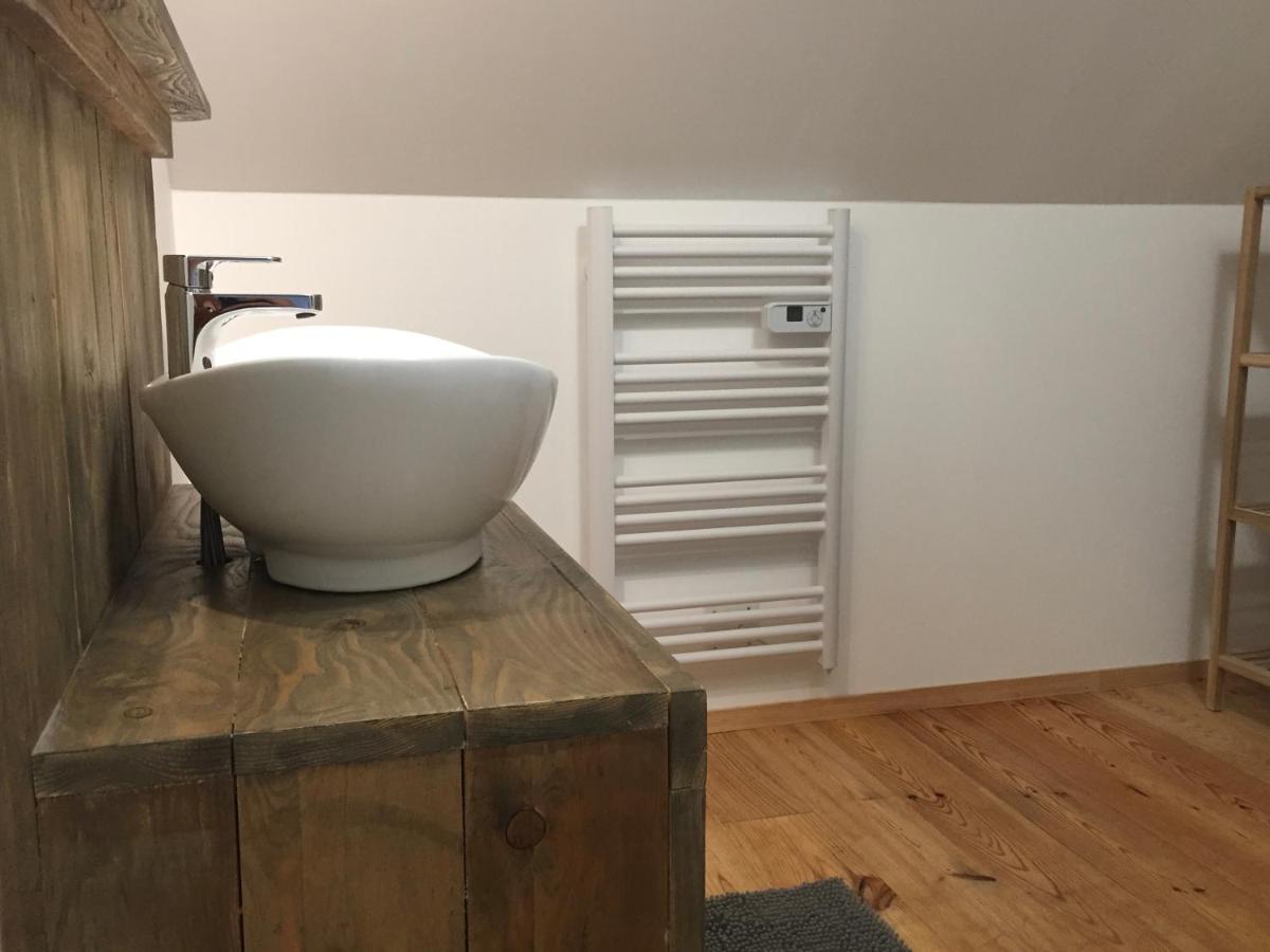 Chambres D'Hotes Domaine Les Grands Perons Hérisson エクステリア 写真